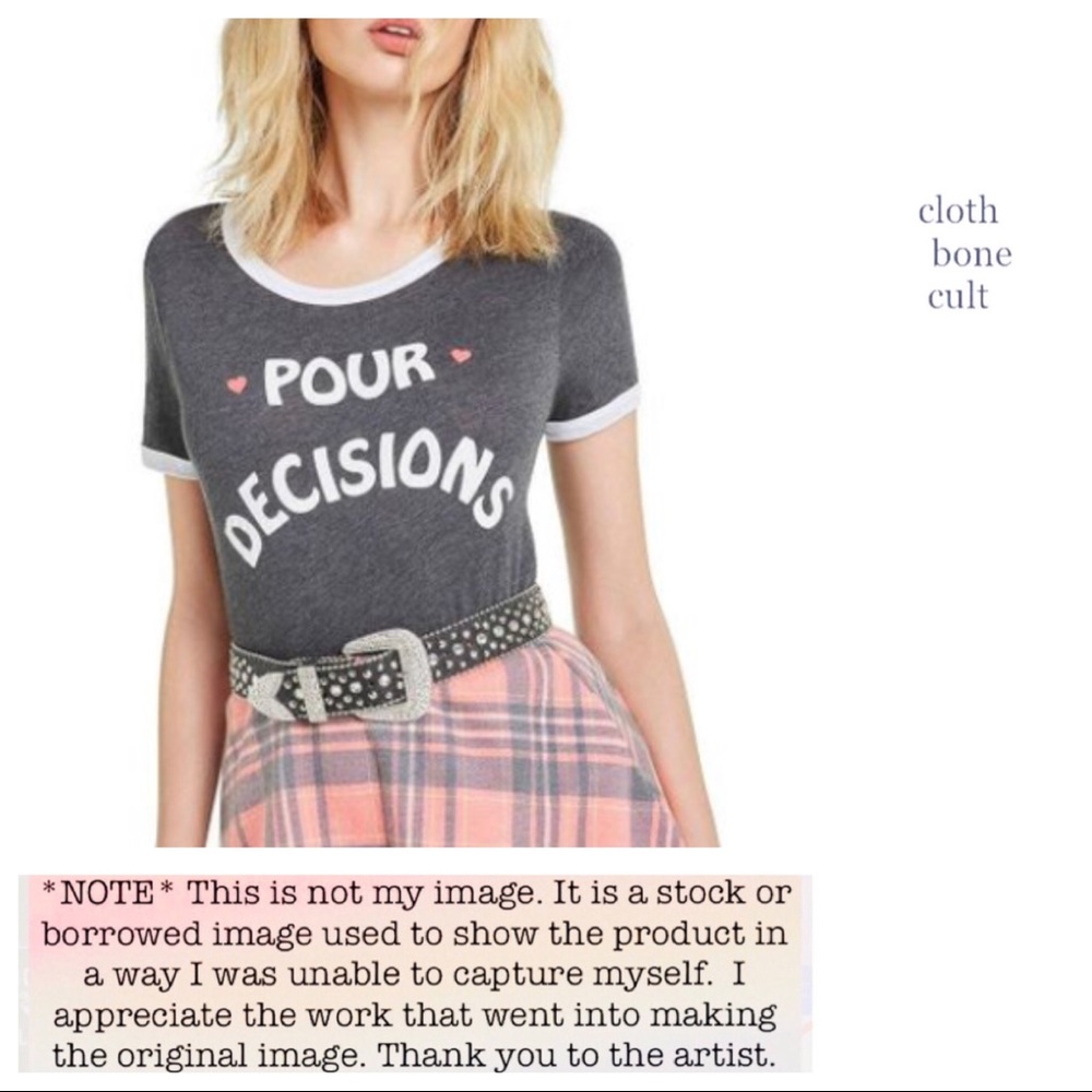✨NWT✨ WILDFOX 💋🦊 “Pour Decisions” T-SHIRT